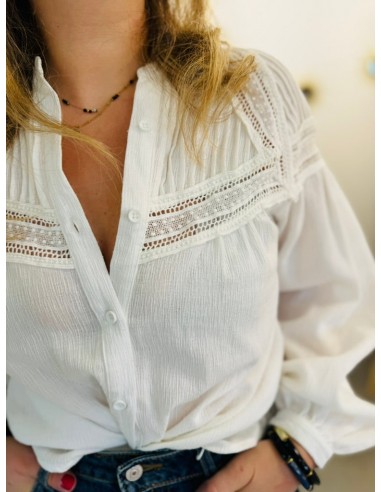 Chemise Charming • Blanc chez Cornerstreet bien 